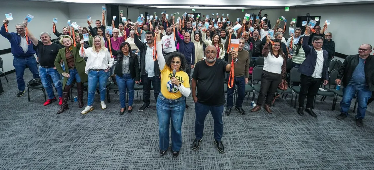 Encontro Nacional do Bradesco aprova pauta de reivindicações e plano de lutas para a Campanha Nacional 2026